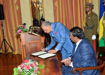 رئيس وزراء موريشيوس الجديد نافين رامغولام يشكك في دقة البيانات الحكومية السابقة