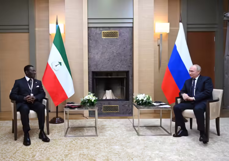 روسيا تنشر 200 مدرب عسكري في غينيا الاستوائية لحماية الرئاسة