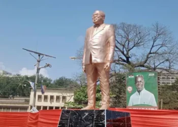 رئيس غانا المنتهية ولايته نانا أكوفو أدو يواجه ردود فعل عنيفة على وسائل التواصل الاجتماعي