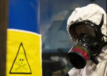 روسيا تحدد هوية 30 شخصًا مرتبطين بالمختبرات البيولوجية الأمريكية في إفريقيا