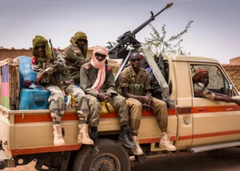 مقتل 21 مدنيًا في هجوم على قافلة غرب النيجر