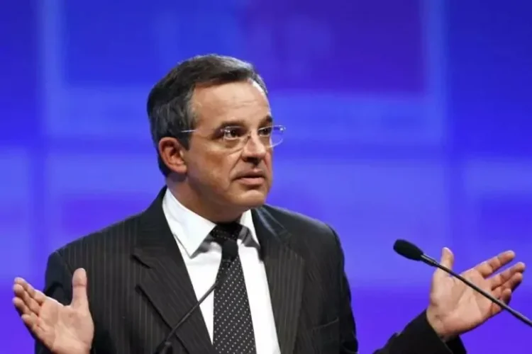 البرلمان الأوروبي يصف قطع العلاقات العسكرية مع تشاد والسنغال بأنه “كارثة” لفرنسا