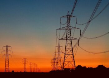 انقطاع التيار الكهربائي وتأثر كبير في شبكة الإنترنت في معظم أنحاء كينيا