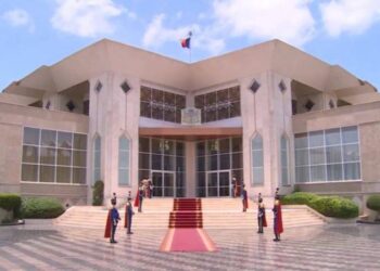 هجوم مسلح يستهدف القصر الرئاسي في تشاد يخلّف 19 قتيلاً