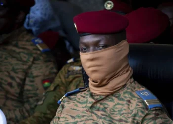 رئيس المجلس العسكري في بوركينا فاسو: ماكرون أهان كل الأفارقة