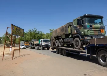 الجيش الفرنسي يسلّم آخر قاعدة له في تشاد