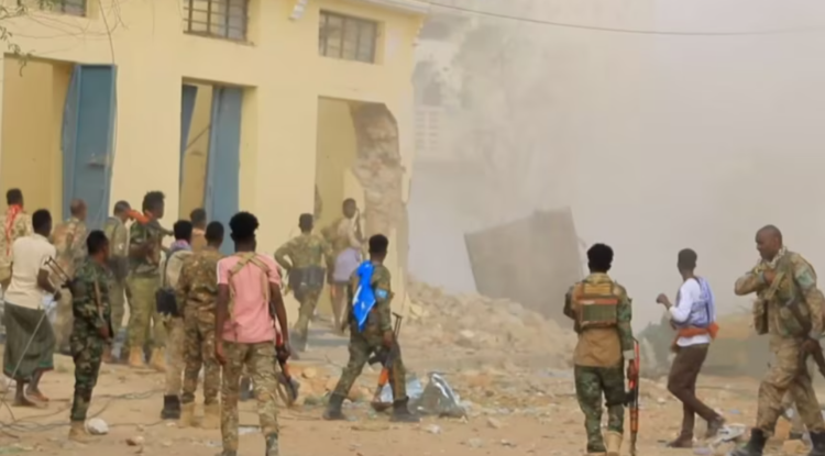 مصرع 7 أشخاص من بينهم شيوخ عشائر وبعض المسؤولين بالصومال