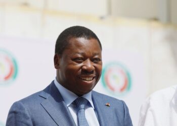 رئيس توغو يصل إلى كينشاسا في وساطة إفريقية بين الكونغو ورواندا