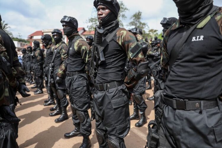 المجتمع المدني يندد بالتعذيب داخل مراكز الشرطة في الكاميرون