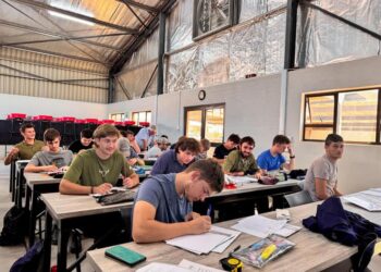 إفريقيا في الصحافة الإسرائيلية: ترامب ينسحب من “حلبة الصيد” الإفريقية