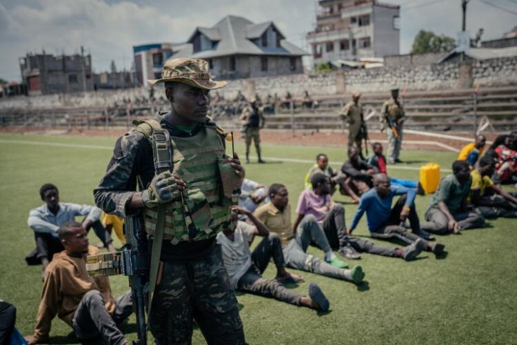 الكونغو الديمقراطية.. تأمين نقل 1359 عسكريًا من مناطق التمرد إلى كنشاسا