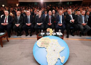 انطلاق ملتقى إفريقيا للاستثمار والتجارة بالجزائر