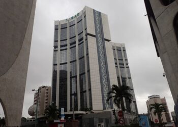 البنك الإفريقي للتنمية يخفض توقعاته لنمو اقتصاد القارة في 2025