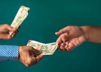 تقرير: إفريقيا تخسر 120 مليار دولار سنويًا بسبب الفساد