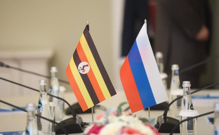 أوغندا تدعو إلى التعاون مع روسيا في مجال التحول الرقمي