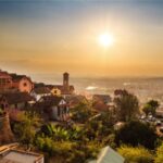 أنتاناناريفو.. “مدينة الألف”