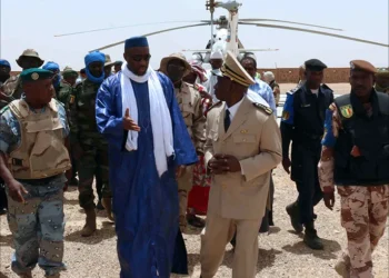 السلطات المالية تمنع رئيس الوزراء السابق من السفر بسبب تغريدة