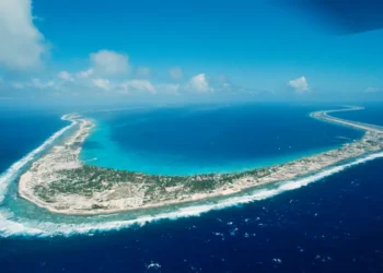 فرنسا ومدغشقر تبحثان حل نزاع الجزر المتناثرة