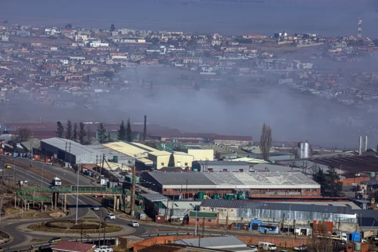 عين على إفريقيا (20- 26 يوليو 2025م) ترامب يناور إفريقيا: لا تراجع ولا استسلام