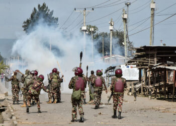 11قتيلا وعشرات الجرحى في احتجاجات مناهضة للحكومة بكينيا