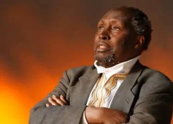 نغوغي واثيونغو وتخليص العقل الإفريقي من الاستعمار