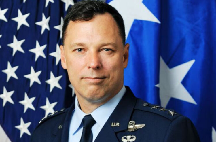 تعيين الجنرال داغفين أندرسون قائدا جديدا لقيادة (أفريكوم)