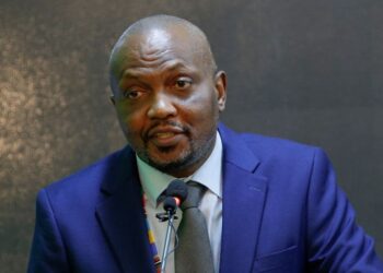 استقالة سياسي كيني بارز تثير تكهنات حول إعادة تشكيل المشهد الانتخابي