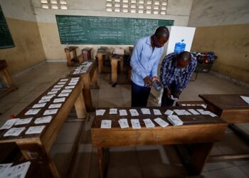 الحرب القانونية على الديمقراطية في إفريقيا