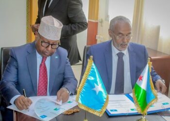 الصومال وجيبوتي يوقعان اتفاقية وضع القوات لتعزيز التعاون الدفاعي