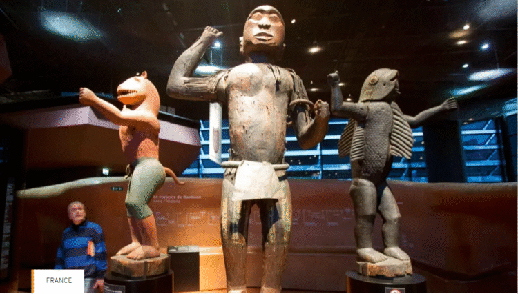 فرنسا ستُصدر قانونًا جديدًا يسمح بإعادة التراث الإفريقي دون موافقة برلمانية