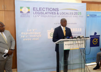 الغابون تستعد لانتخابات تشريعية وبلدية تاريخية وسط تنافس غير مسبوق