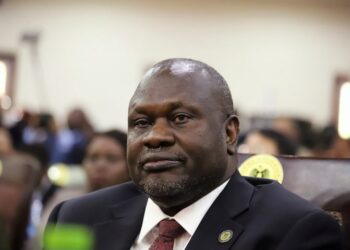 جنوب السودان تحاكم نائب الرئيس الأول الموقوف عن العمل رياك مشار