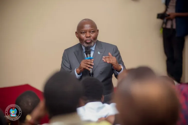 استقالة مفاجئة لرئيس البرلمان الكونغولي فيتال كاميريه