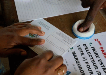 حزب الرئيس الغابوني أوليغي نغيما يسيطر على مجلس النواب