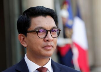 رئيس مدغشقر يخطط لـ”حوار وطني” مع إعلان المحتجين عن إنذار نهائي