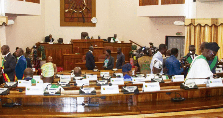 بنين: الجمعية الوطنية تُقِرّ تعديلًا دستوريًا يشمل تمديد الفترات الرئاسية