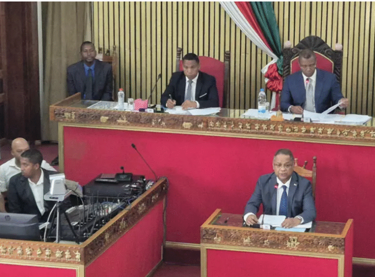 مدغشقر تعلن عن أول جدول زمني للانتقال وصولًا إلى الانتخابات الرئاسية