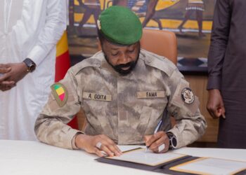 تعليق بث قناتين تلفزيونيتين فرنسيتين في مالي