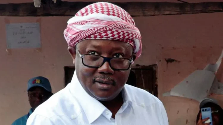 الإفريقي وإيكواس يعلقان عضوية غينيا بيساو والرئيس المخلوع يصل إلى السنغال