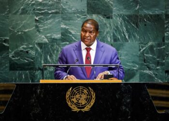 محكمة في إفريقيا الوسطى تسمح لرئيسي وزراء سابقين بالترشح ضد تواديرا