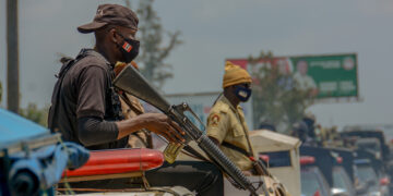 جماعات الحماية الأهلية وردود فعل متناقضة من الدول في غرب إفريقيا