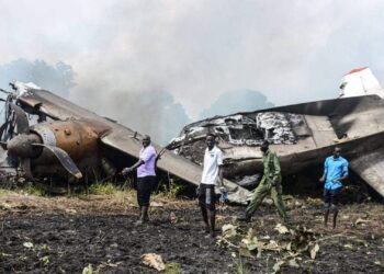 تحطم طائرة تحمل مساعدات غذائية في جنوب السودان ومقتل ثلاثة أشخاص