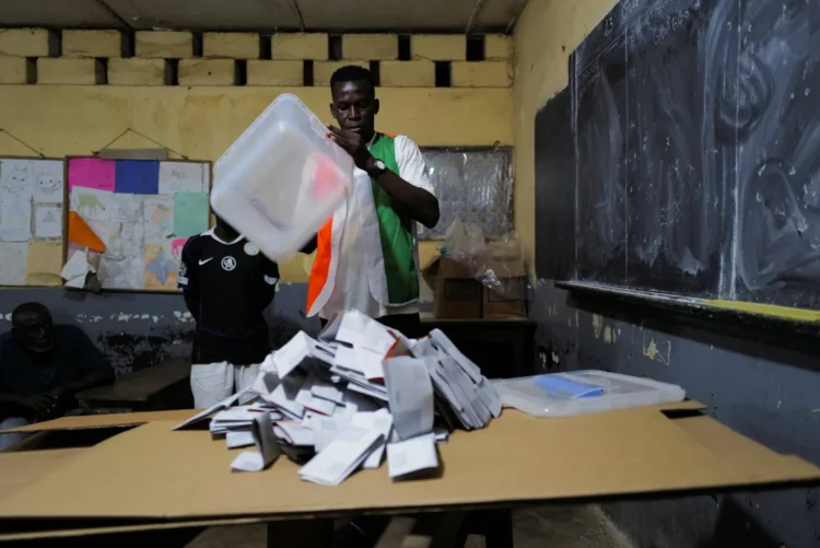 كوت ديفوار: اختفاء آلاف بطاقات الناخبين قبل أسبوع من الانتخابات التشريعية