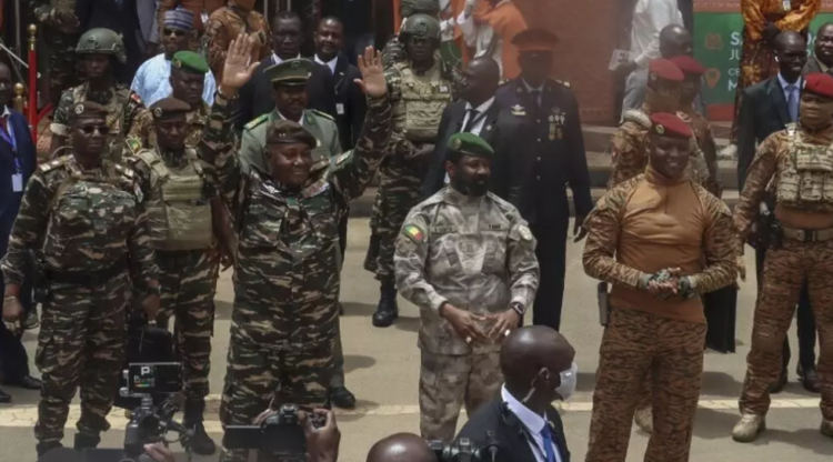 رئيس بوركينا فاسو إبراهيم تراوري يتولى رئاسة تحالف دول الساحل