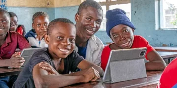 في زامبيا: نضال دؤوب لتحقيق تعليم شامل للجميع