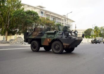 فرنسا تعترف بتقديم دعم لوجستي لبنين لإحباط محاولة انقلاب