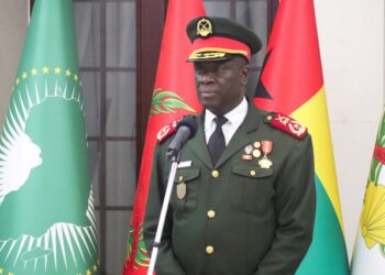 الجيش الانتقالي في غينيا بيساو يتبنى ميثاقًا يمنع القادة من الترشح للانتخابات