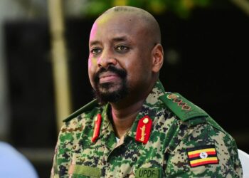 قائد الجيش الأوغندي ينفي مزاعم الاعتداء على زوجة زعيم المعارضة