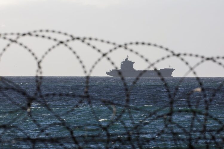 جنوب إفريقيا تحقق في دور إيران في مناورات بريكس+ البحرية