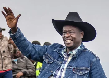 أبرز شخصيات المعارضة الكينية يزعم تعرضه لمحاولة اغتيال